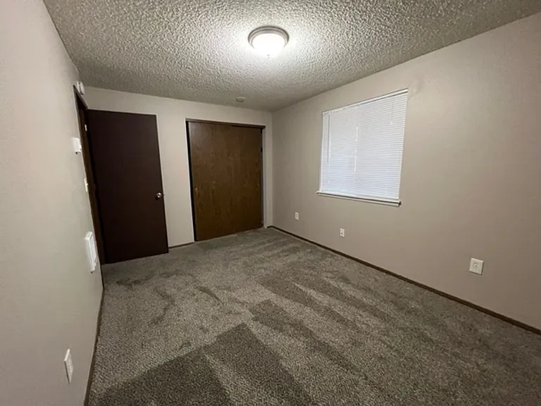 3110 NE 66th Ave — Photo 31