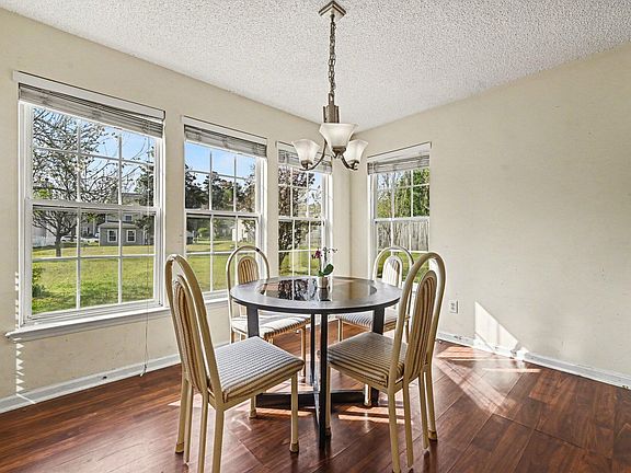 4th image of 5115 Cardinal Grove Blvd