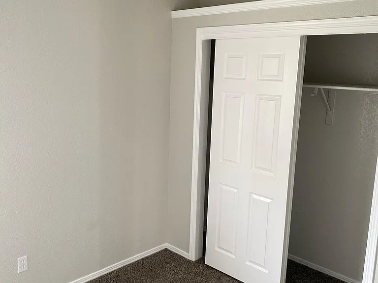 12119 Road House Dr — Photo 20