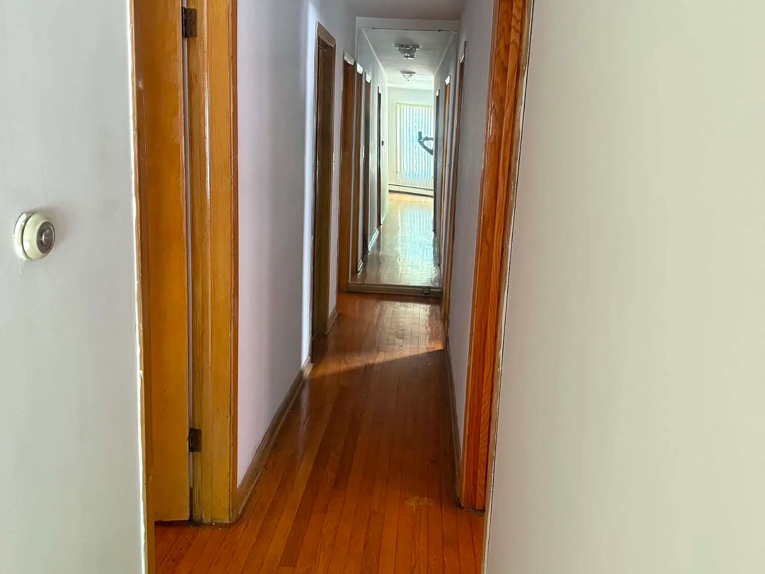 3 bed, 2342 sqft, $2,300 — Photo 2