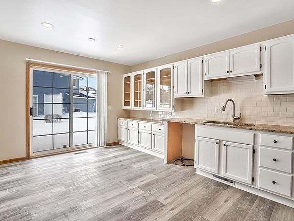 3rd image of 11709 Millpond Ave #72