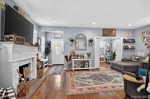 5th image of 545 Marcellus Road