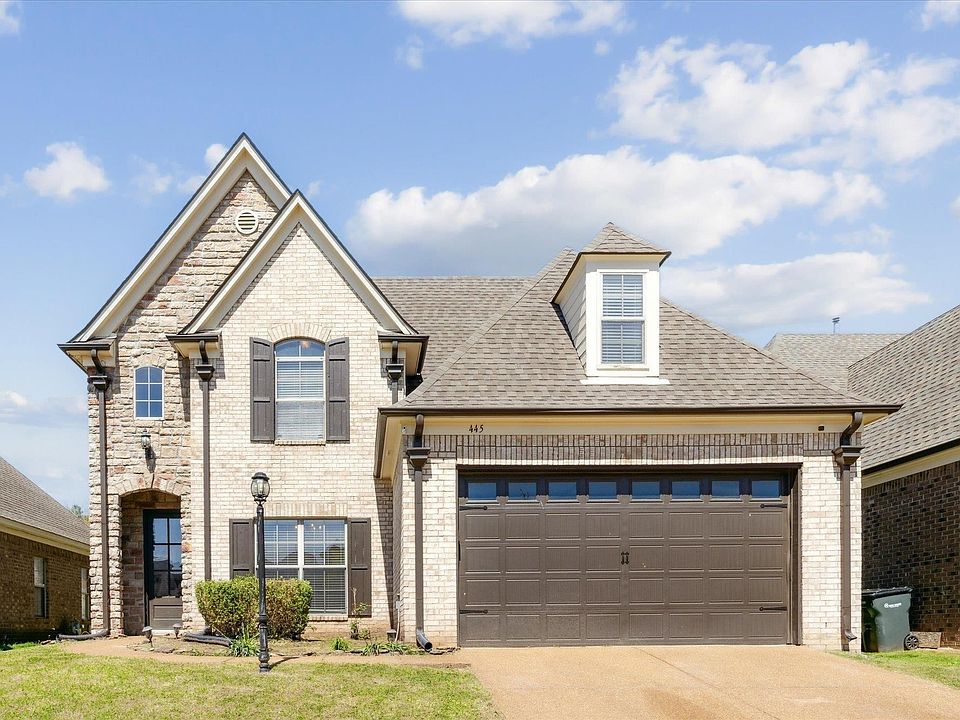 1st image of 445 Green Willow Cv