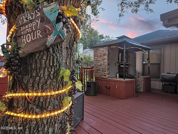 3rd image of 3483 WENTWORTH Circle W