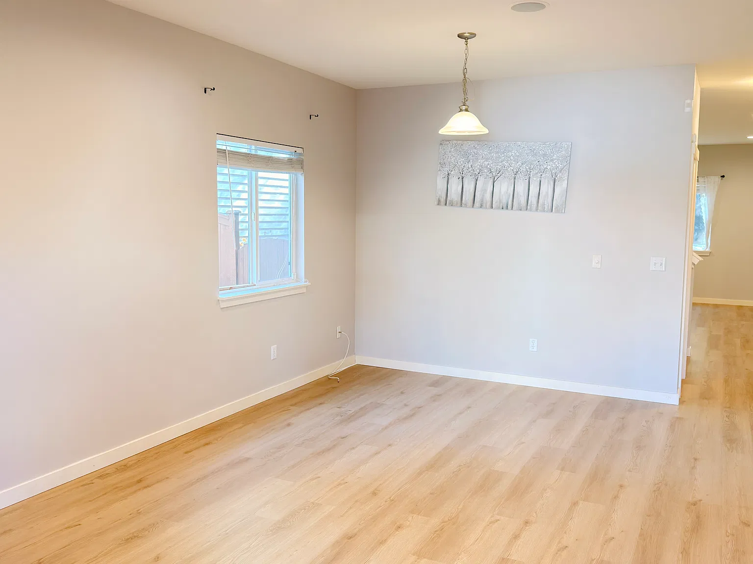3 bed, 2.5 bath, 2438 sqft, $3,550 — Photo 2