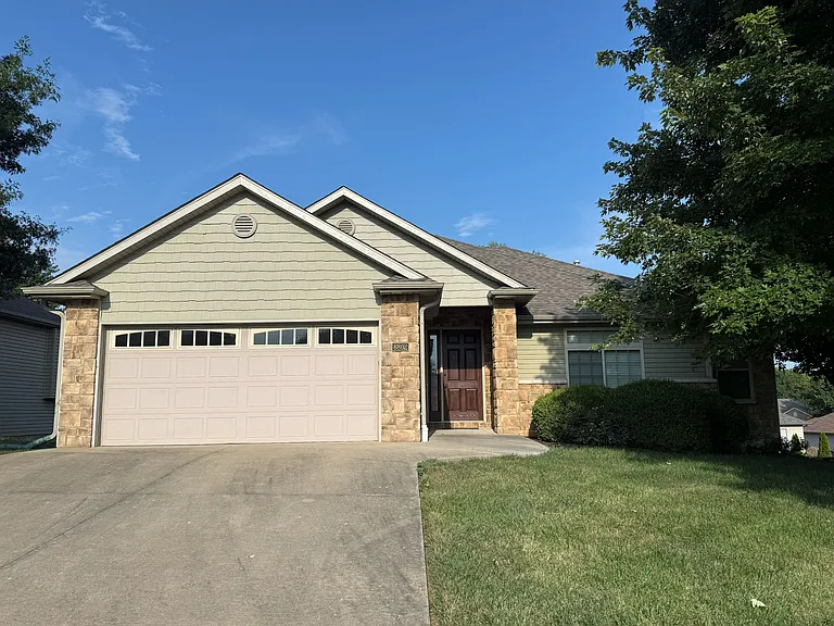 6802 Stanwood Dr — Photo 1