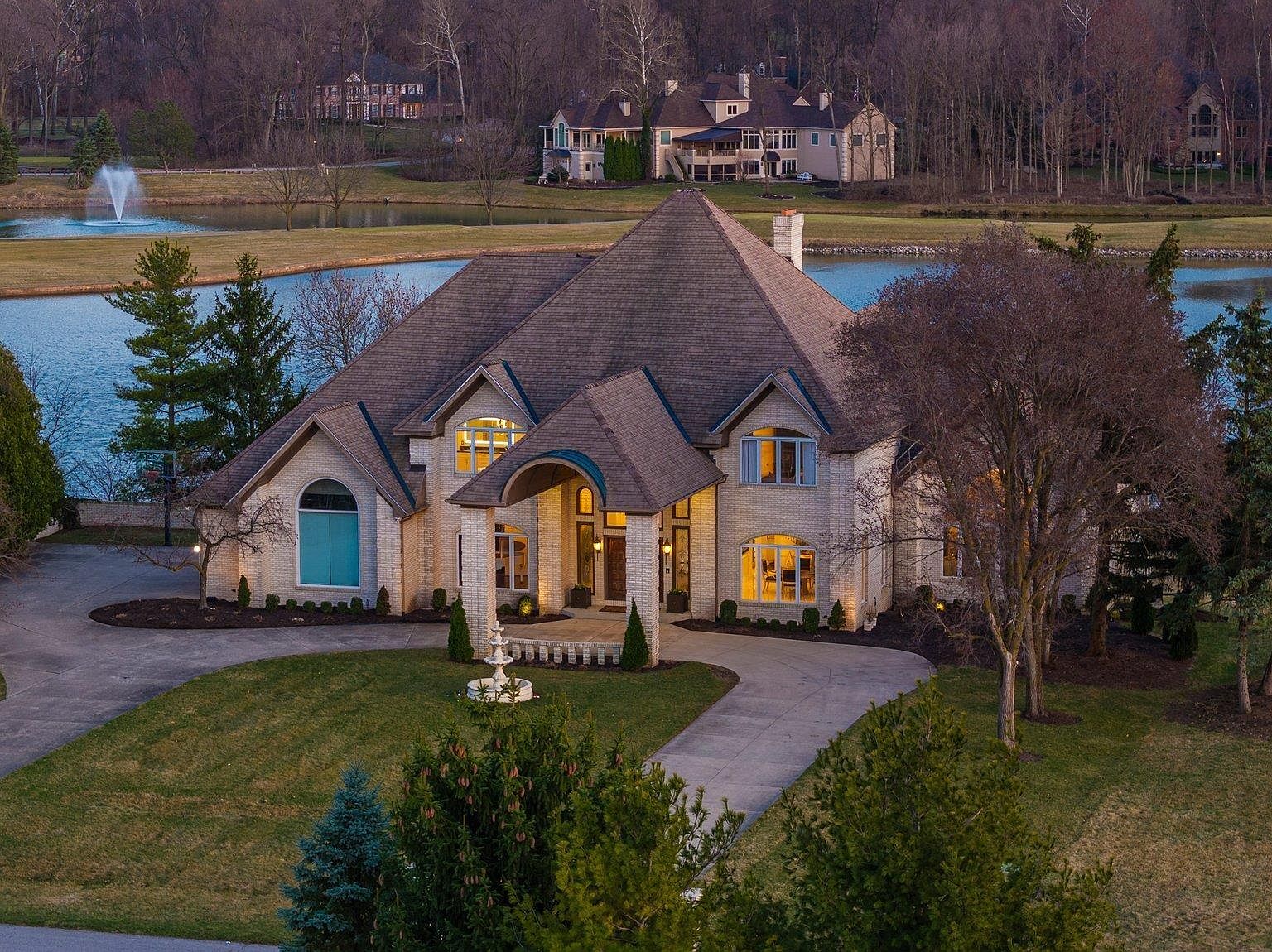 1401 Sycamore Hills Pkwy, Fort Wayne, IN 46814 | Zillow