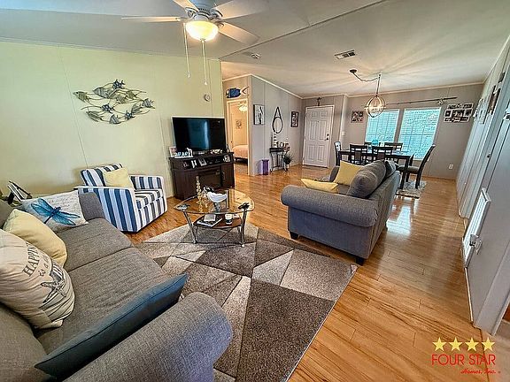 3rd image of 316 Waterford Hts