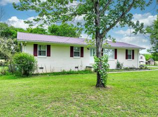 1077 Weeks Rd, Murfreesboro, TN 37127