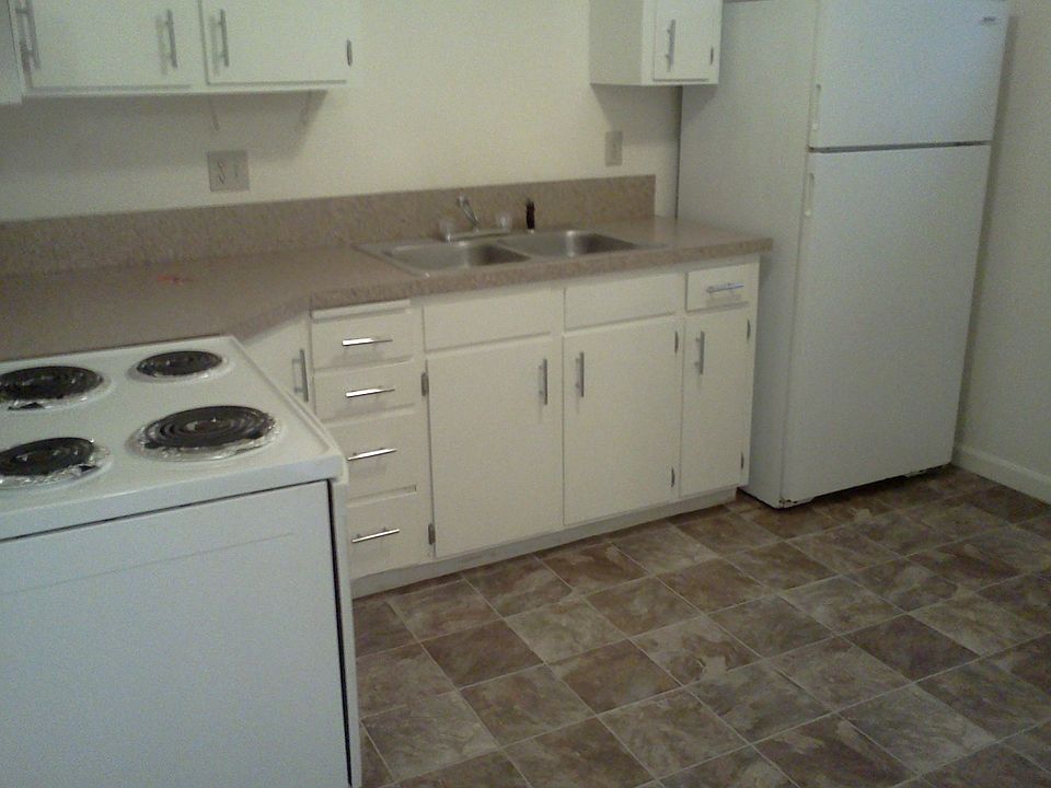 2 Bed 1Bath Apt