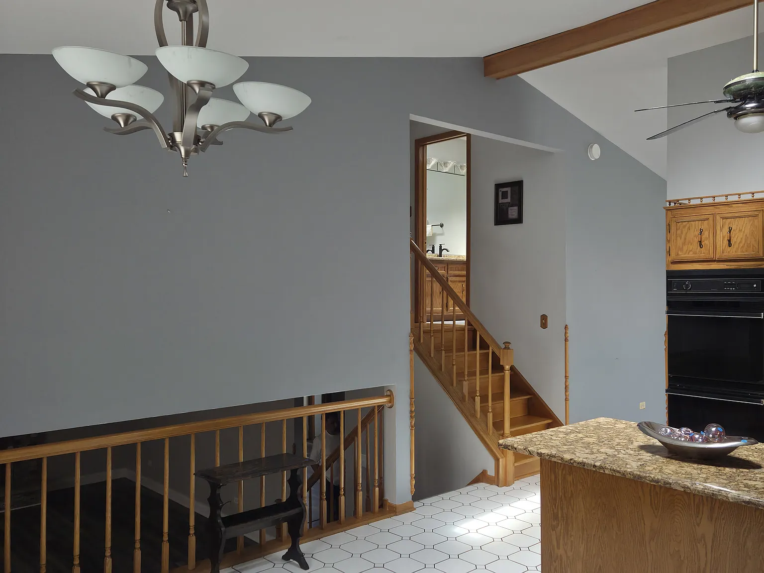 3 bed, 2.5 bath, 1561 sqft, $2,800 — Photo 3