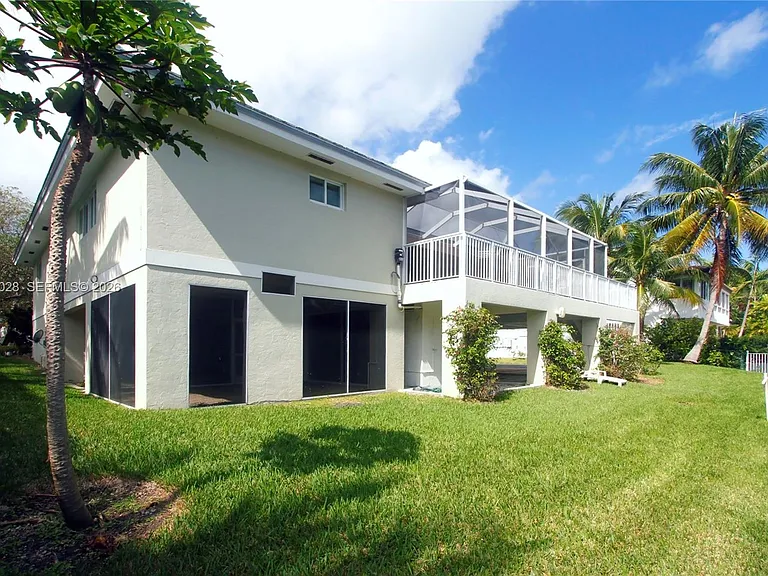13005 Zambrana St — Photo 19