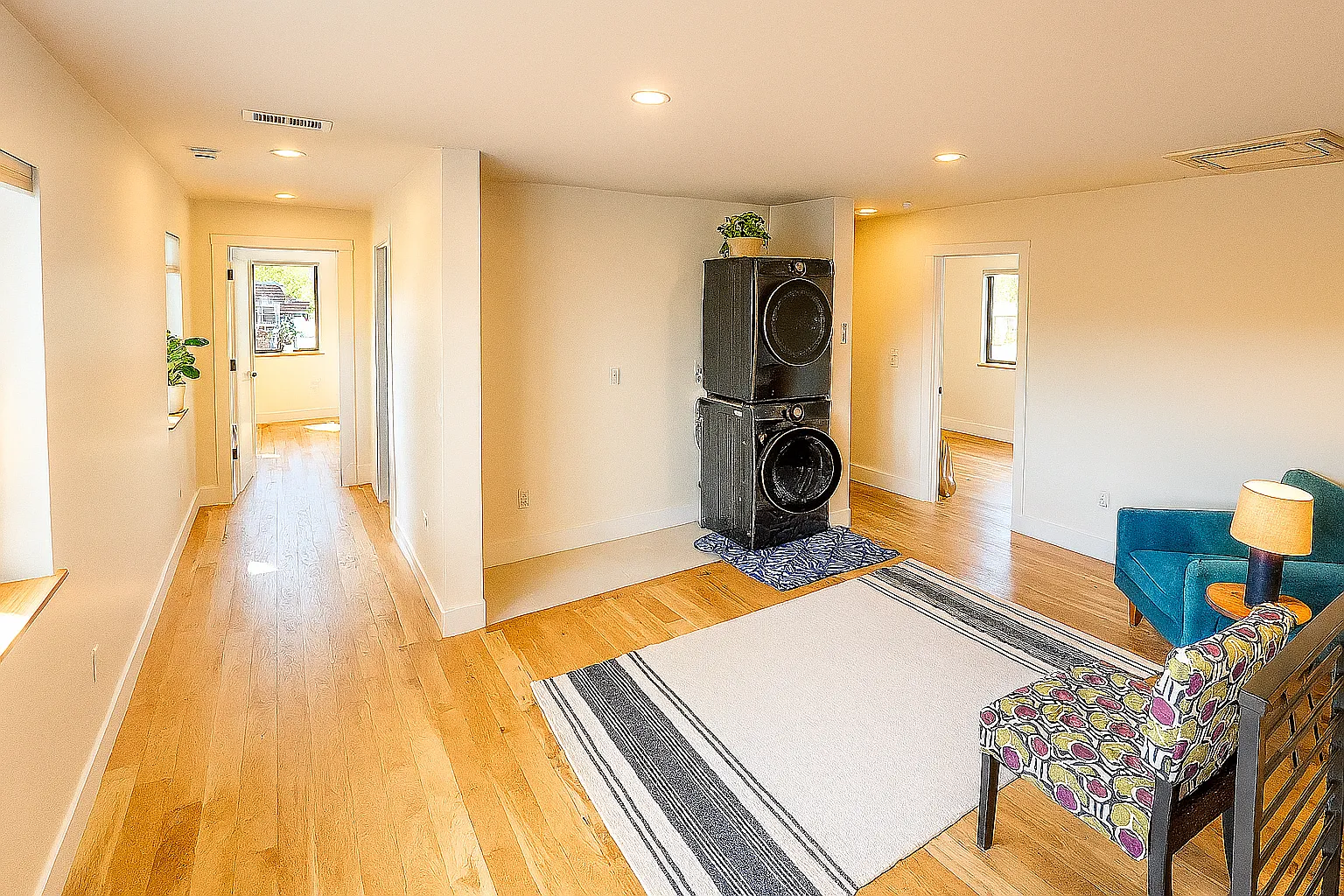 1 bed, 2750 sqft, $1,150 — Photo 3