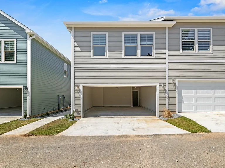 4084 Ivy Green Trl — Photo 17