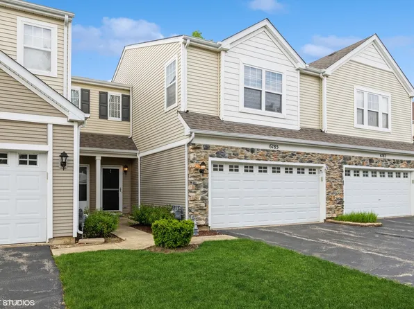 6785 Slate Dr #6785, Carpentersville, IL 60110