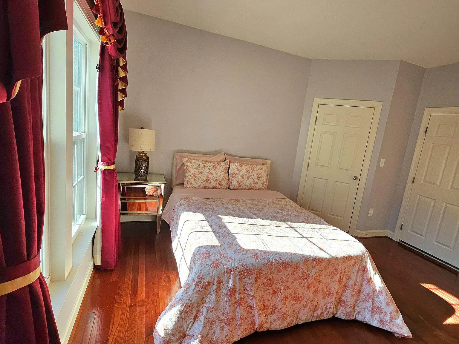 4 bed, 3.5 bath, 5869 sqft, $1,364 — Photo 3