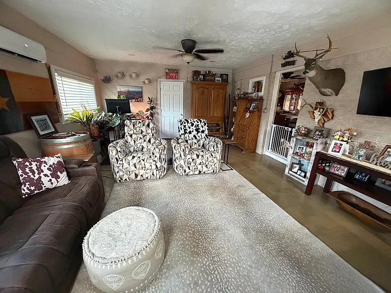 813 W Avalon Ave — Photo 4