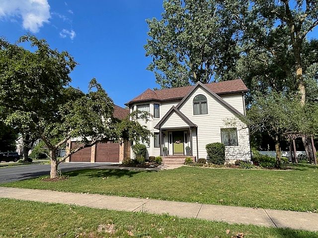 1st image of 523 W Trail Ct