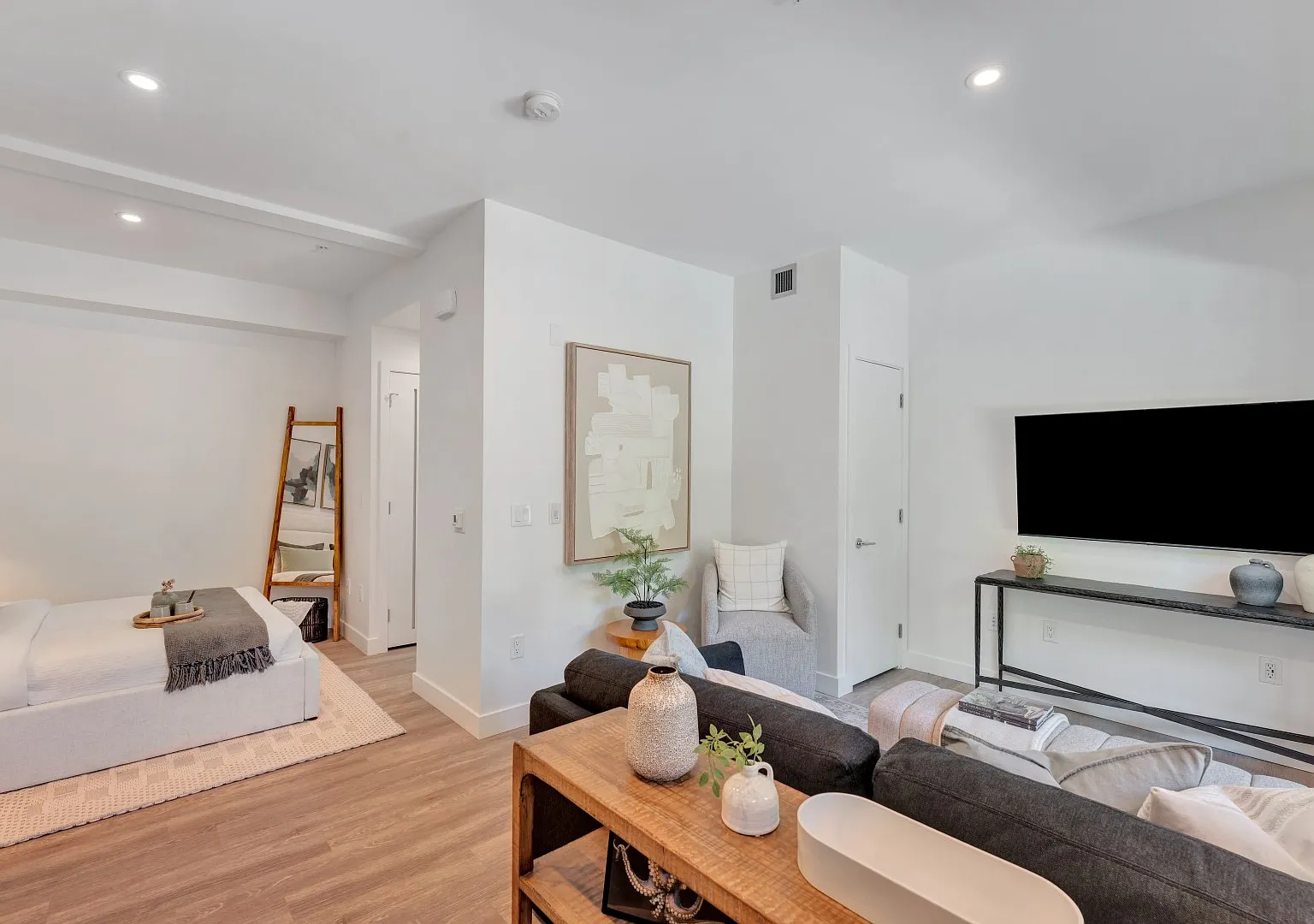 The Lively - 137 East Keith Road — Photo 4