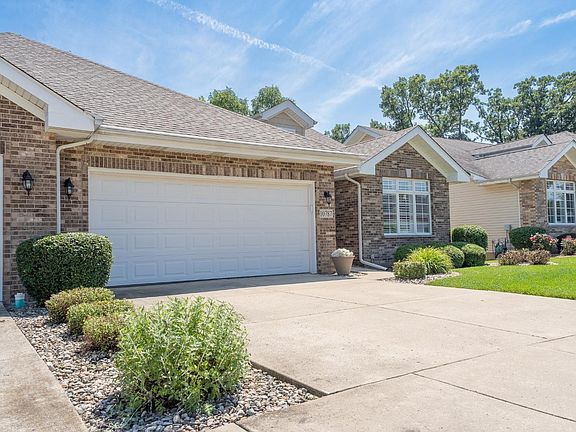 3rd image of 10787 Knickerbocker Ct