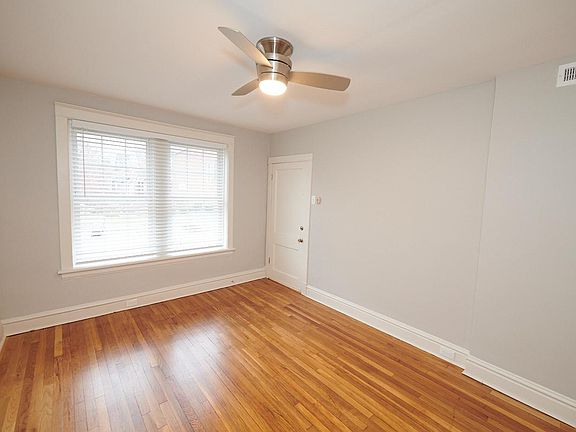3rd image of 6820 Waldemar Ave APT A