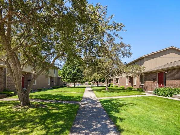 Muskegon Townhouses