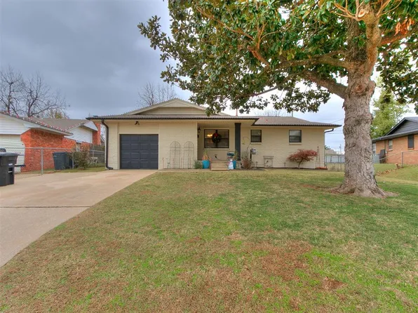 128 Platt Ln, Moore, OK 73160