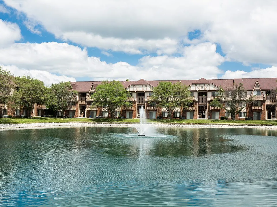Scarborough Lake Apartments