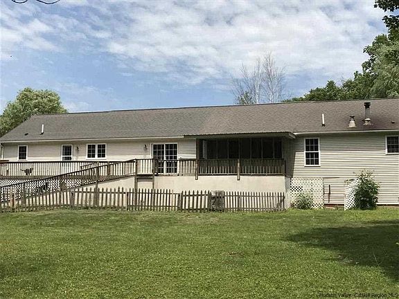 3rd image of 42 Dooley Dr