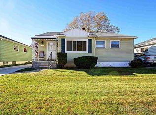 25649 Buick St, Roseville, MI