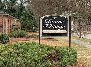 1005 N Elm St APT 3, Lumberton, NC 28358