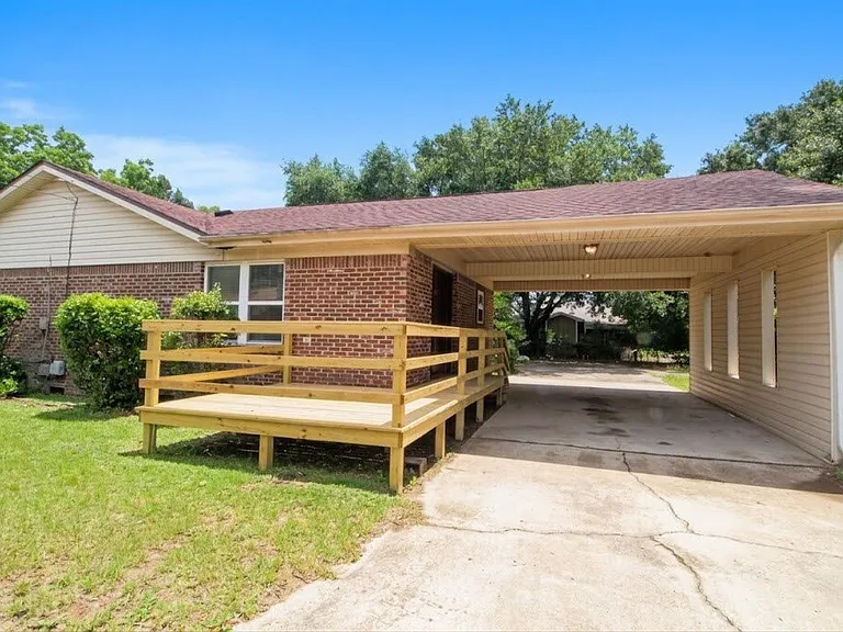 4630B Bellview Ave #B — Photo 1