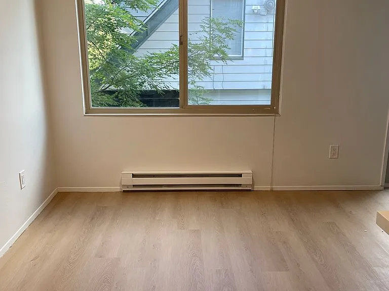 Wingate Apartments — Photo 16