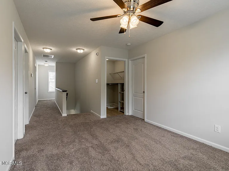 3118 Bettye Gresham Ln — Photo 13