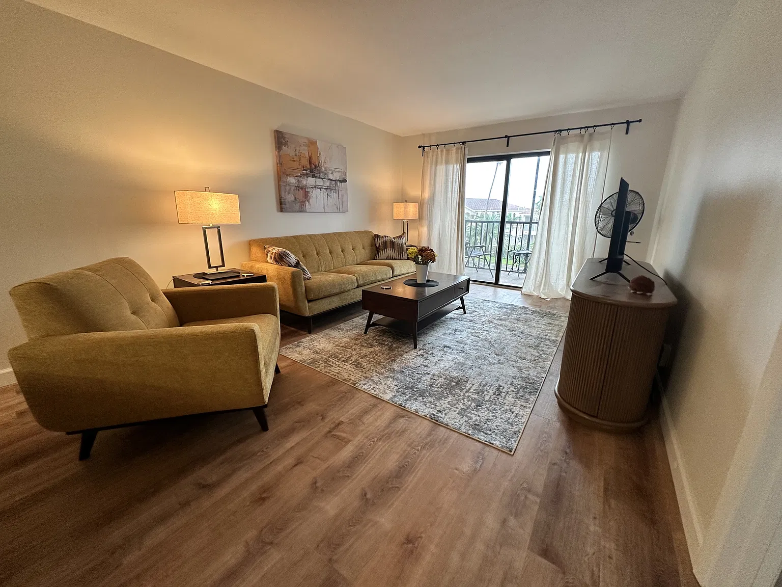 520 Palm Springs Boulevard - 1 — Photo 4
