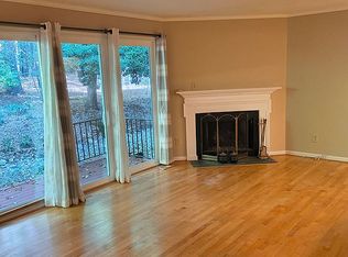 1515 E Franklin St APT 13, Chapel Hill, NC 27514