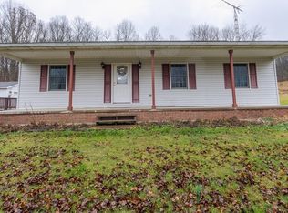 2586 Bellflower Rd NW, Carrollton, OH 44615