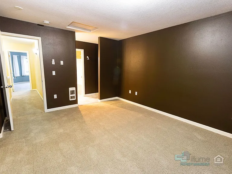 5215 SE Pardee St — Photo 30