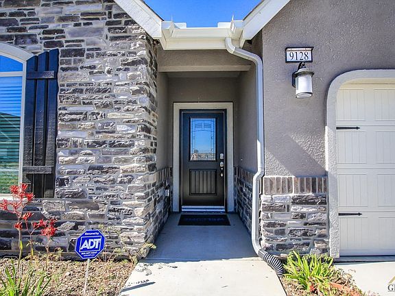 4th image of 9128 Red Pine Dr