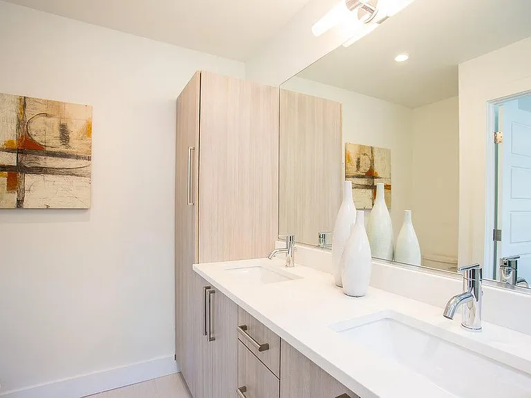 Master Bath w/ Ample Storage