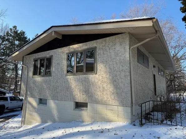 6937 Stillwater Blvd N, Saint Paul, MN 55128