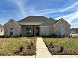 395 W West Park St, Canton, MS 39046