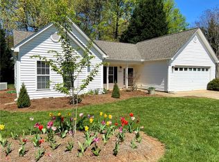 3713 Queenswood Ln, Jamestown, NC 27282