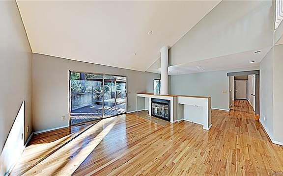 5th image of 3911 Windwood Cres
