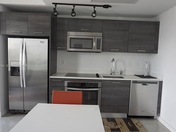 5th image of 151 SE 1st St APT 3304