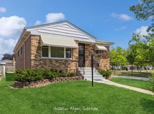 8755 S Prairie Ave, Chicago, IL 60619