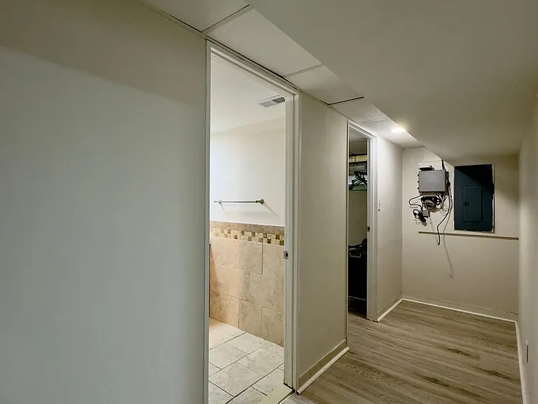 3903 Innerdale Ct — Photo 23