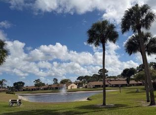 810 Sky Pine Way #G2, Greenacres, FL 33415