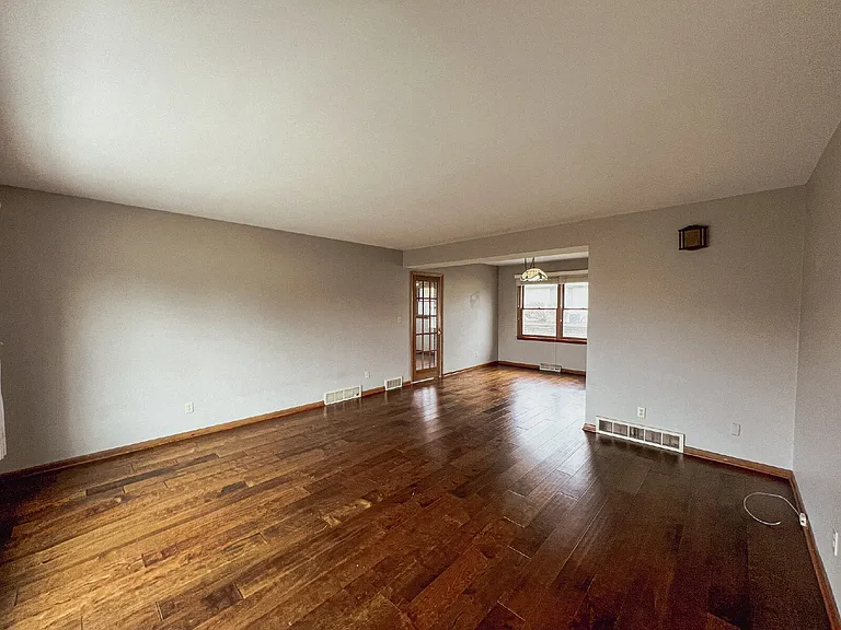 623 Mason St — Photo 4