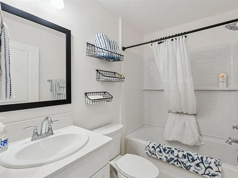 7608 Daniel Hearns Way — Photo 17